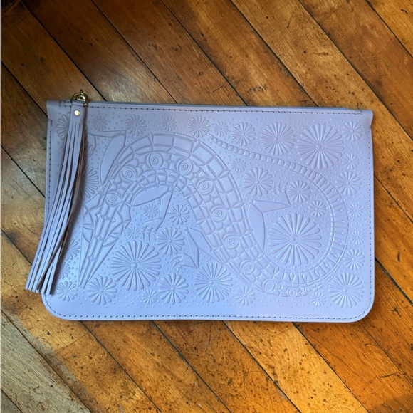 Animal Handmade embossed lilac leather clutch - Troublewood Clutch in Apollonia - Picture 5 of 9